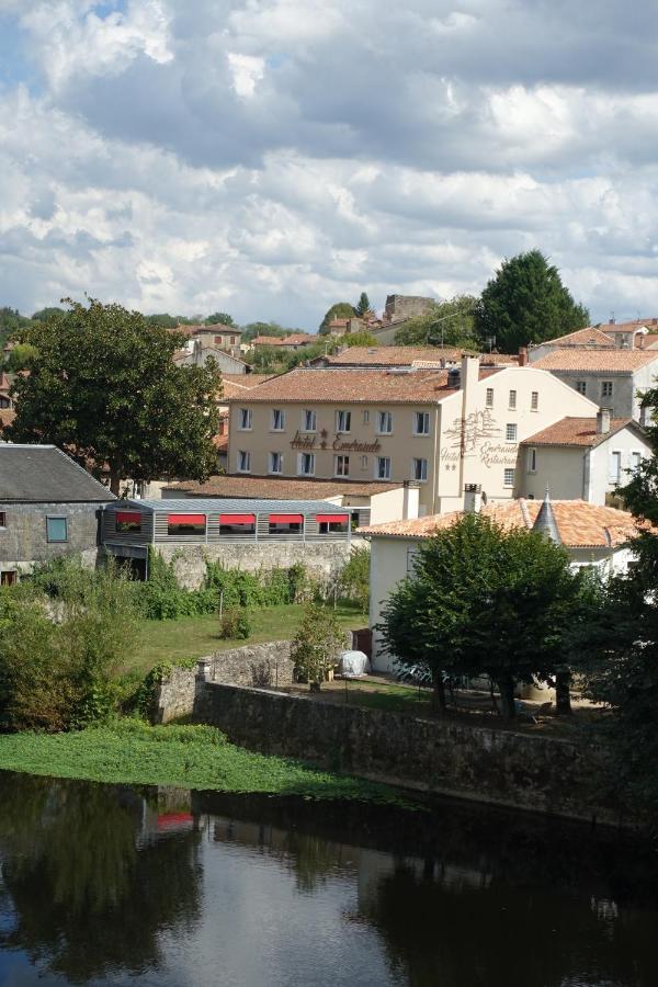 Logis Emeraude 2* Confolens