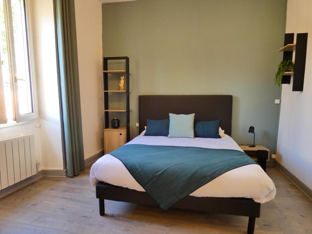 Hotel Logis Emeraude 2*